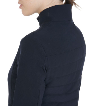 Casaco técnico feminino em tecido perfurado Hamar Equestro Casaco técnico feminino em tecido perfurado Hamar Equestro