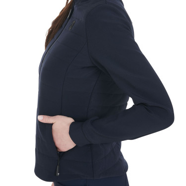 Casaco técnico feminino em tecido perfurado Hamar Equestro Casaco técnico feminino em tecido perfurado Hamar Equestro