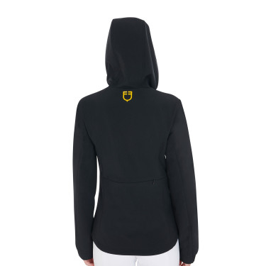 Casaco softshell ajustado feminino com bolsos ocultos Equestro Casaco softshell ajustado feminino com bolsos ocultos Equestro
