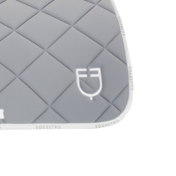 Sela de salto em tecido técnico com logotipo GP Equestro Cinza / branco Sela de salto em tecido técnico com logotipo GP Equestro Cinza / branco