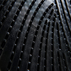 Amortecedor MF-S JCCS-S CW-CS Suécia e Pele de Carneiro Ecológica Acavallo Preto / branco Amortecedor MF-S JCCS-S CW-CS Suécia e Pele de Carneiro Ecológica Acavallo Preto / branco