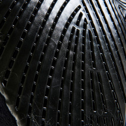 Amortecedor MF-S JCCS-S CW-CS Suécia e Pele de Carneiro Ecológica Acavallo Preto / natural