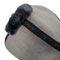 Amortecedor MF-S JCCS-S CW-CS Suécia com Pele de Carneiro Integral Acavallo Branco / branco