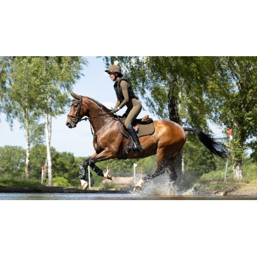 Tapete LeMieux Camurça Close Contact Quadrado Alpino Castanho