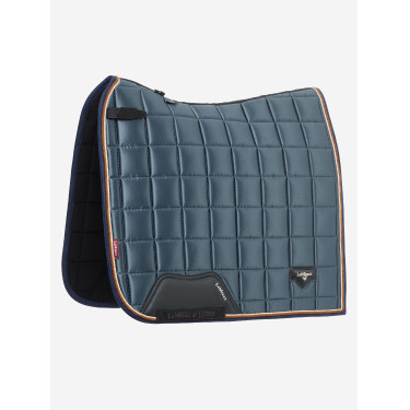 Tapete LeMieux Loire Classic Dressage Square Petróleo Azul Tapete LeMieux Loire Classic Dressage Square Petróleo Azul