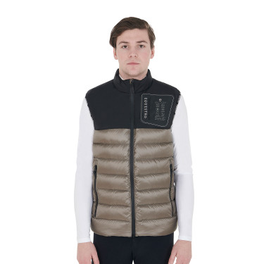 Colete masculino em dois materiais com patch de silicone Equestro Colete masculino em dois materiais com patch de silicone Equestro