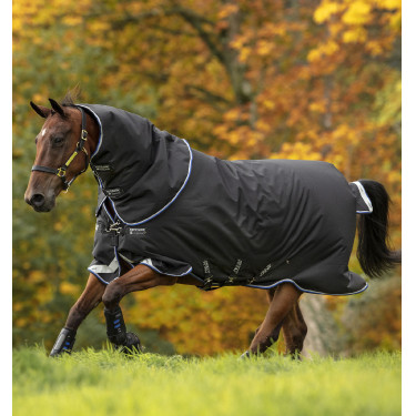 Capa Horseware Amigo® Bravo 12 Plus 250g 1200D Preto Capa Horseware Amigo® Bravo 12 Plus 250g 1200D Preto