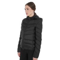 Casaco acolchoado feminino corte slim com capuz removível Equestro Bege Casaco acolchoado feminino corte slim com capuz removível Equestro Bege