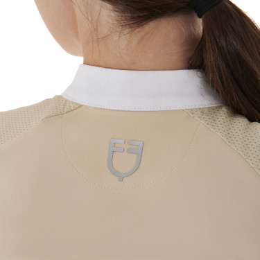 Polo de competição feminino corte slim com recortes contrastantes nos ombros Equestro Polo de competição feminino corte slim com recortes contrastantes nos ombros Equestro
