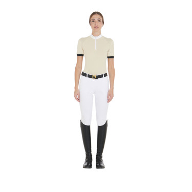 Polo de competição feminino corte slim com recortes contrastantes nos ombros Equestro Polo de competição feminino corte slim com recortes contrastantes nos ombros Equestro
