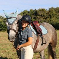 Tapete LeMieux Camurça Close Contact Quadrado Bege