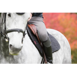 Almofada LeMieux Merino+ Sensitive Skin Euro Jump Square Almofada LeMieux Merino+ Sensitive Skin Euro Jump Square