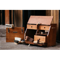 Conjunto caixa de escovagem Show Grooming Deluxe da Kentucky Castanho Conjunto caixa de escovagem Show Grooming Deluxe da Kentucky Castanho