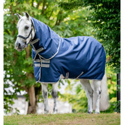 Cobertura Amigo Ripstop Horseware 900D Plus Turnout 200g Marinho / cinza titânio Azul-marinho Cobertura Amigo Ripstop Horseware 900D Plus Turnout 200g Marinho / cinza titânio Azul-marinho