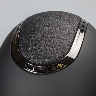 Capacete EQ3 Pardus Smooth Top com ajuste de roda Back on Track Preto com brilhos Capacete EQ3 Pardus Smooth Top com ajuste de roda Back on Track Preto com brilhos