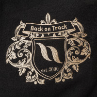 Cobertura Back on Track em lã Edward Preto Cobertura Back on Track em lã Edward Preto
