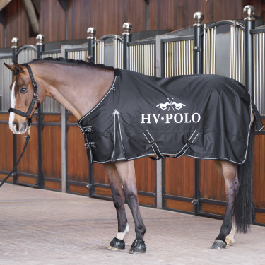 Capa de paddock HV Polo Essential 0gr Preto Capa de paddock HV Polo Essential 0gr Preto