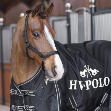 Capa de paddock HV Polo Essential 0gr Preto Capa de paddock HV Polo Essential 0gr Preto