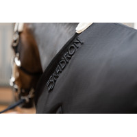 Capa leve Eskadron Preto