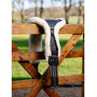 Gurtenschutz LeMieux Anatomic Merino+ Natural Castanho Gurtenschutz LeMieux Anatomic Merino+ Natural Castanho