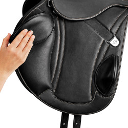 Sela Bates Advanta Preto