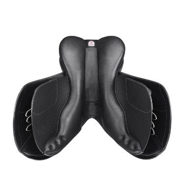 Sela Bates Caprilli Close Contact+ com pala avançada em couro Luxe Preto Sela Bates Caprilli Close Contact+ com pala avançada em couro Luxe Preto