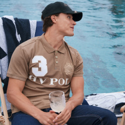 Polo Favoritas M. EQ HV Polo Palha Castanho Polo Favoritas M. EQ HV Polo Palha Castanho