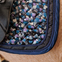 Sela Imperial Riding Petit Lovefetti dark Motivos