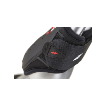 Protetor de boleto Zandona Carbon Air para cavalos jovens Preto Protetor de boleto Zandona Carbon Air para cavalos jovens Preto