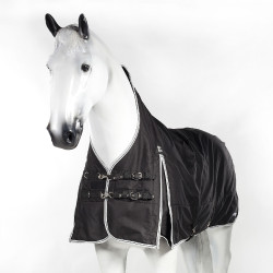 COBERTURA DE CHUVA FINN-TACK Preto COBERTURA DE CHUVA FINN-TACK Preto