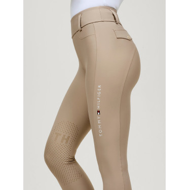 Calça Tommy Hilfiger Equestrian Highland Hybrid feminina com grip nos joelhos Calça Tommy Hilfiger Equestrian Highland Hybrid feminina com grip nos joelhos