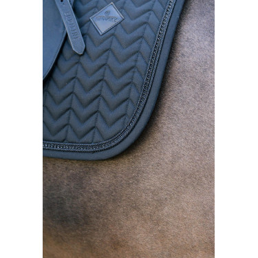 Almofada de sela Metal Chain Dressage Kentucky Preto Almofada de sela Metal Chain Dressage Kentucky Preto