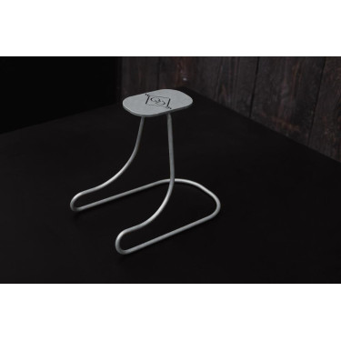 Suporte de Capacete em Aço Grooming Deluxe by Kentucky Prata Suporte de Capacete em Aço Grooming Deluxe by Kentucky Prata