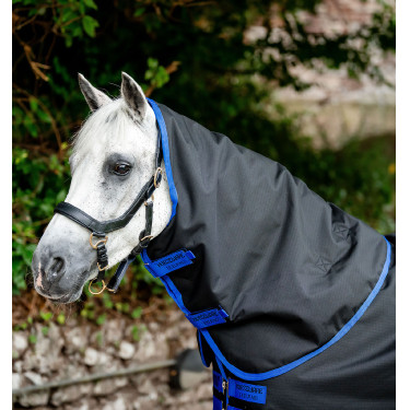 Halsabdeckung Horseware Reißfest Amigo® 900D Leicht 0g Preto / azul clássico Halsabdeckung Horseware Reißfest Amigo® 900D Leicht 0g Preto / azul clássico