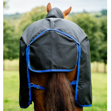 Capa Amigo Ripstop Horseware 900D Turnout forrada com polar 50g Preto / azul clássico