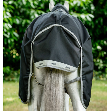Capa Horseware Amigo Bravo 12 50g Turnout Preto / cinza titânio / prata Capa Horseware Amigo Bravo 12 50g Turnout Preto / cinza titânio / prata
