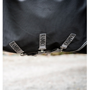 Cobertura Horseware Rambo Supreme Turnout Vari-layer 1680D 450g Preto / tempestade / cinza prateado Cobertura Horseware Rambo Supreme Turnout Vari-layer 1680D 450g Preto / tempestade / cinza prateado