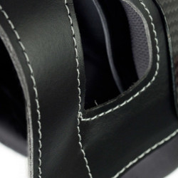 Capacete Finn-Tack Elite fibras de carbono Preto