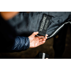 Cobertura de estábulo Horseware Easy-Layer Plus 400g Preto / preto / prata Cobertura de estábulo Horseware Easy-Layer Plus 400g Preto / preto / prata