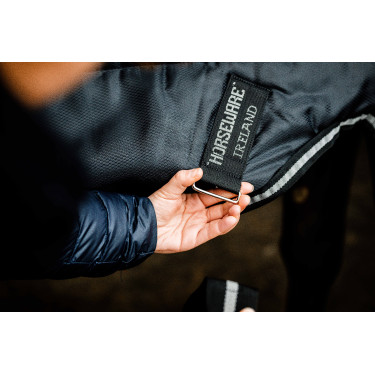 Cobertura de estábulo Horseware Easy-Layer Plus 400g Preto / preto / prata Cobertura de estábulo Horseware Easy-Layer Plus 400g Preto / preto / prata