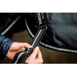 Cobertura de estábulo Horseware Easy-Layer Plus 400g Preto / preto / prata Cobertura de estábulo Horseware Easy-Layer Plus 400g Preto / preto / prata