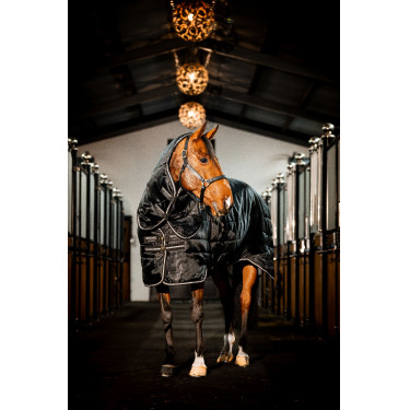 Cobertura de estábulo Horseware Easy-Layer Plus 400g Preto / preto / prata Cobertura de estábulo Horseware Easy-Layer Plus 400g Preto / preto / prata