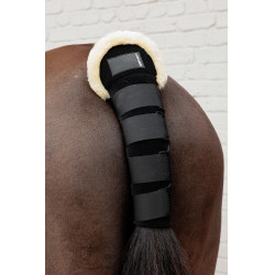 Protetor de cauda Kentucky com lã de carneiro Preto