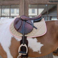 Sela de equitação Kentucky Softshell Onion Quilt Jumping Bege