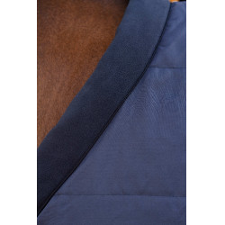 Cobertura de estábulo Horseware Rhino 100g Preto / cinza titânio / azul clássico Cobertura de estábulo Horseware Rhino 100g Preto / cinza titânio / azul clássico