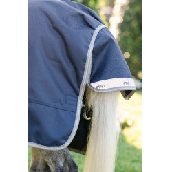 Capa Horseware Amigo 1200D Plus Pônei Turnout 50g Marinho / cinza titânio / prata Azul-marinho Capa Horseware Amigo 1200D Plus Pônei Turnout 50g Marinho / cinza titânio / prata Azul-marinho
