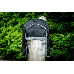 Capa Horseware Amigo 1200D Turnout 250g Preto / cinza titânio / prata