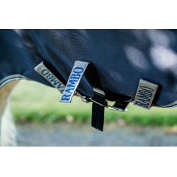 Capa Horseware Rambo 1680D Turnout 100g Marinho / tempestade / cinza prateado Azul-marinho Capa Horseware Rambo 1680D Turnout 100g Marinho / tempestade / cinza prateado Azul-marinho