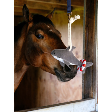 Brinquedo para cavalos LeMieux Tubarão