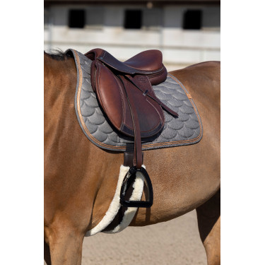 Almofada de sela Equithème Khadi Castanho Almofada de sela Equithème Khadi Castanho